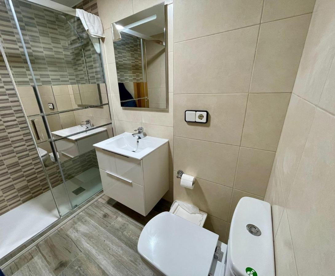 For A Stay Santillana Plaza Salou Extérieur photo